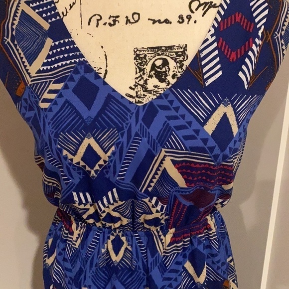 Everly Maxi Dress Size Small - Picture 2 of 8